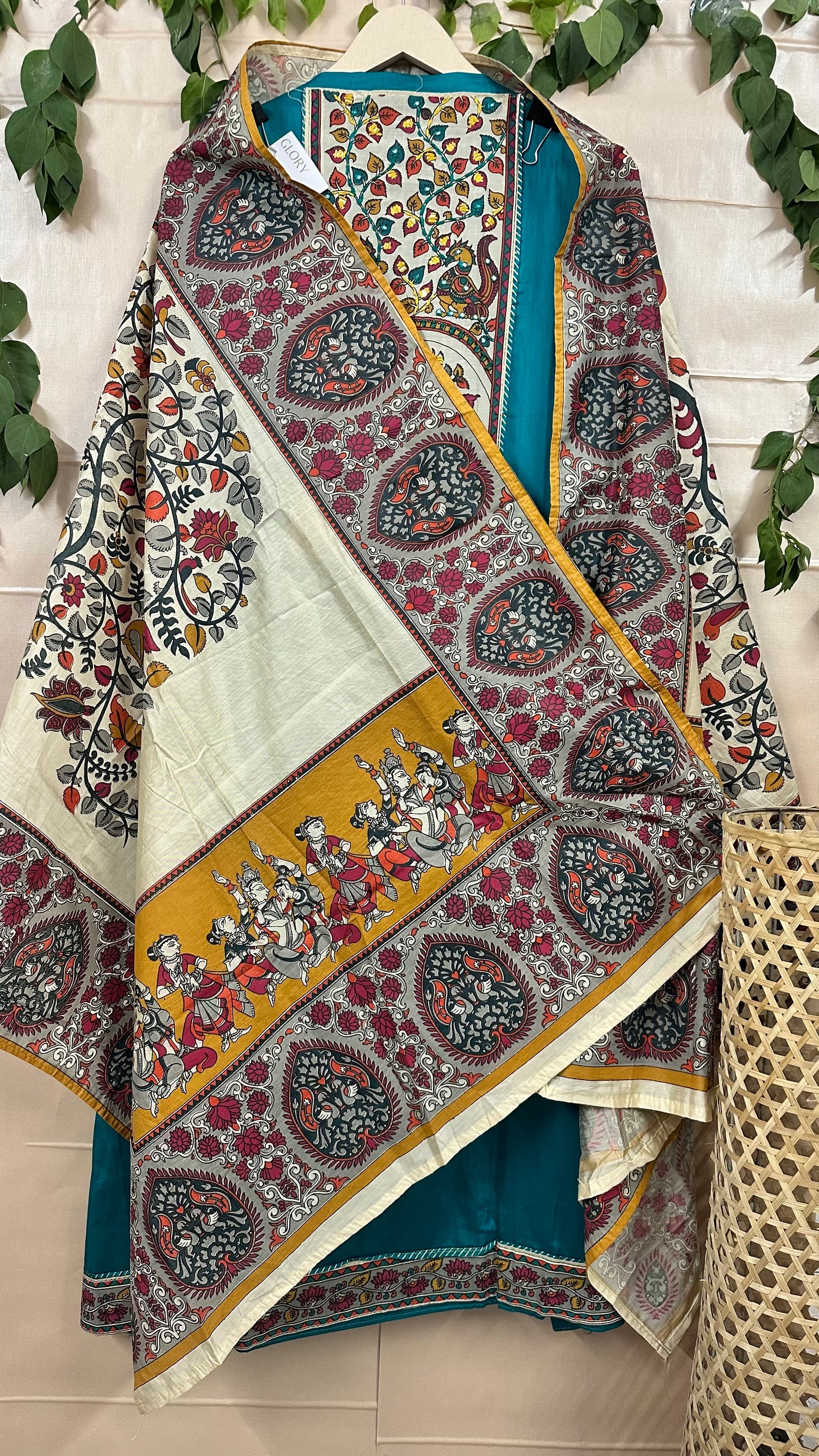 Kalamkari Elegance Set